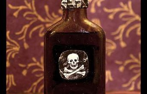 Neatentia ucide: O strabunica si-a tratat nepotii cu otrava