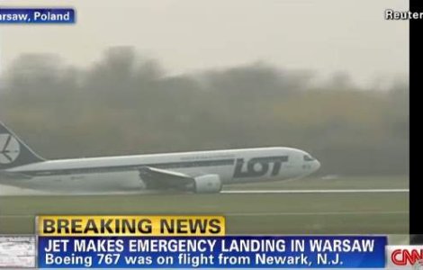  Video  Aterizare fortata a unui Boeing 767 la Varsovia
