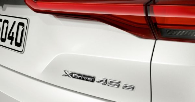 Noul BMW X5, capabil de 80 de km in mod pur electric