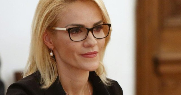 Firea, despre Dragnea: Vrea sa o apere pana in panzele albe pe Carmen Dan, pe care el a propus-o, intial, ca premier