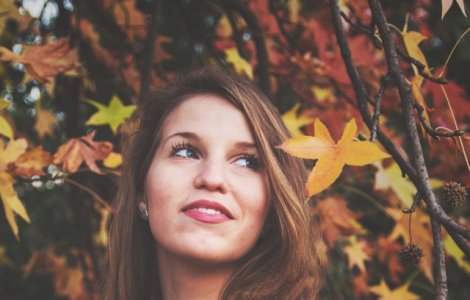  Top  Ghid de frumusete pentru toamna: 6 sfaturi de ingrijire pentru perioada racoroasa care urmeaza