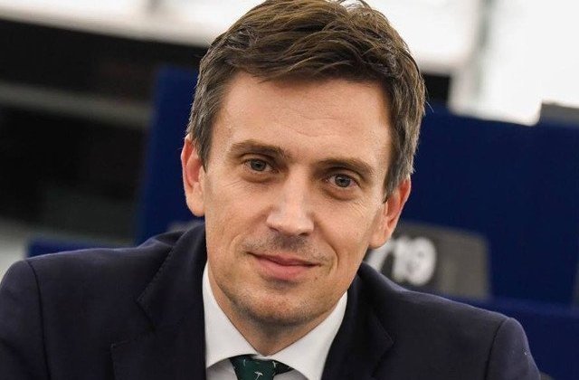 Catalin Ivan a trimis socialistilor europeni cererea de excludere a PSD din S&D si demisia sa