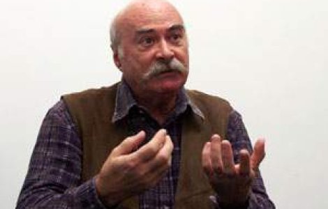 Tudor Gheorghe in 'Mahalaua Mon Amour'