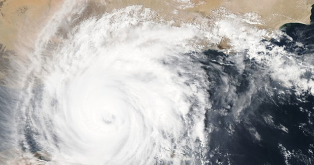 Uraganul Florence a evoluat rapid, atingand intr-un ritm accelerat gradul 4