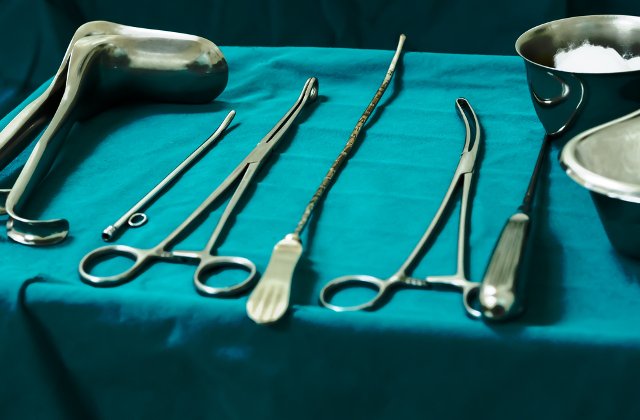 Botosani: Medicii de la Maternitate refuza sa mai faca avorturi, din motive religioase