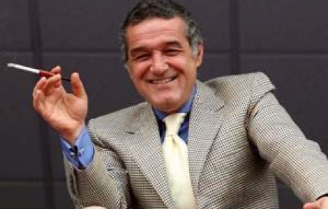 Gigi Becali vinde casele promise romilor din Grivita