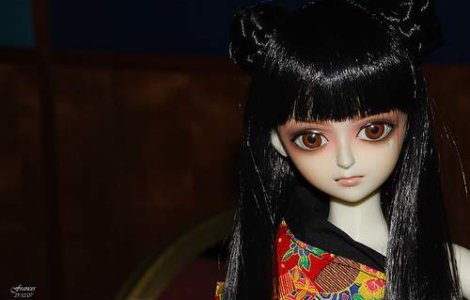 Copilarie pierduta: Dansatoare intr-un club de noapte la doar 7 ani