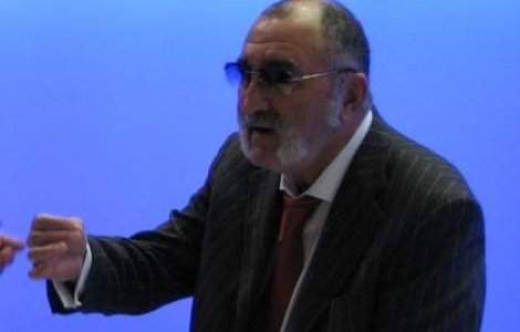 Tiriac: Va fi criza si in 2012, trebuie "stransa centura"