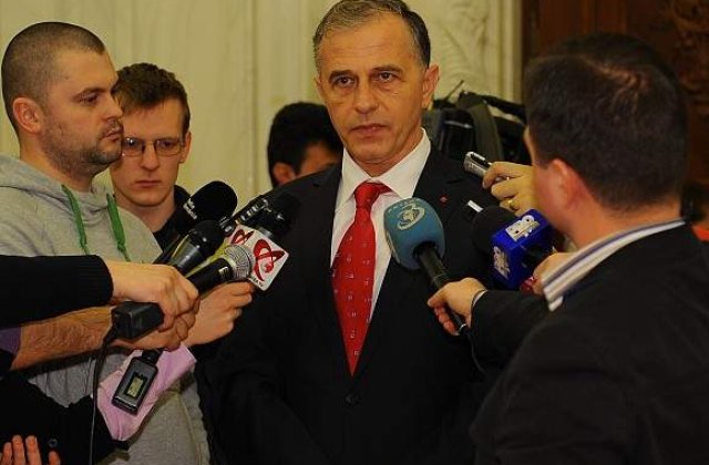 Geoana: E o mizerie! Sa ma bata Dumnezeu daca inteleg ce se intampla