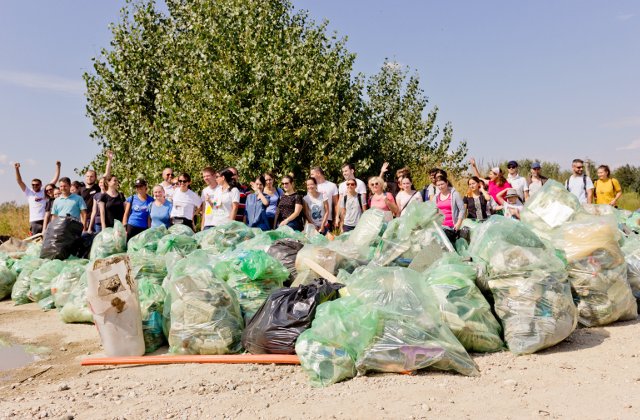 Peste 338.000 de voluntari au participat la Ziua de Curatenie Nationala de pe 15 septembrie