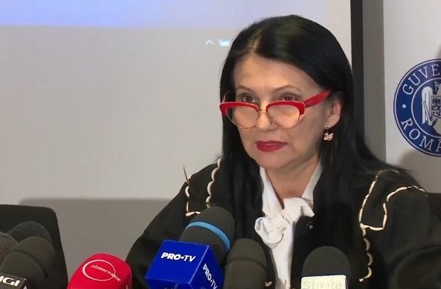 Pintea: Specialistii spun ca nu exista niciun pericol de transmitere a febrei tifoide prin aer