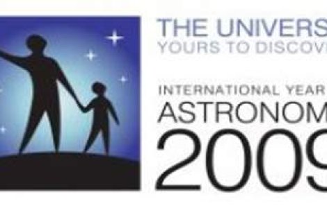 Observatii astronomice: Seara de 'privit la stele' la Piata Universitatii