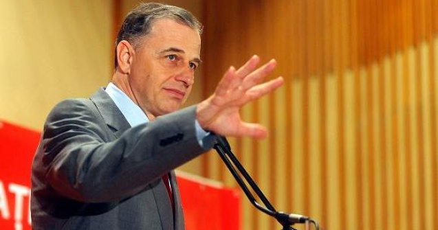 PSD renunta la inlocuirea lui Geoana?