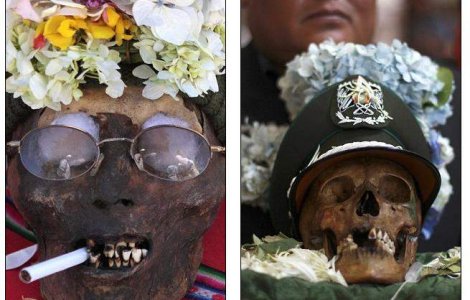 Traditie morbida: Oamenii care aduc ofrande craniilor