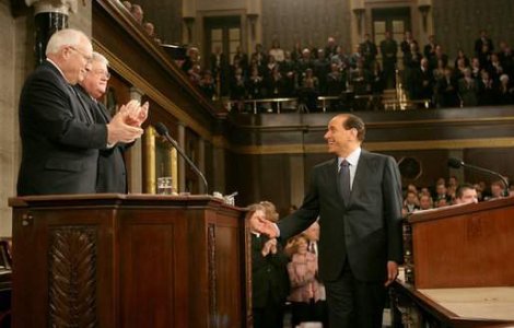  Top  Cum a devenit Berlusconi "regele" politicienilor italieni?