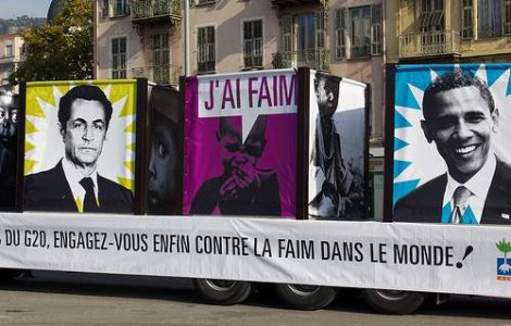 "Barfoteca liderilor": Ce spun Obama si Sarkozy despre premierul grec?