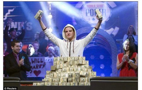 Cum a castigat un tanar de 22 de ani aproape 9 milioane de dolari?