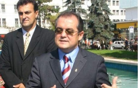 Emil Boc, afectat de cazul Apostu