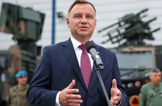 Presedintele Poloniei a numit 10 judecatori la Curtea Suprema in ciuda amenintarii cu sanctiuni din partea UE