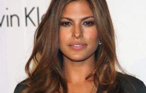 VIDEO: Noul spot publicitar Calvin Klein, prea sexi pentru SUA