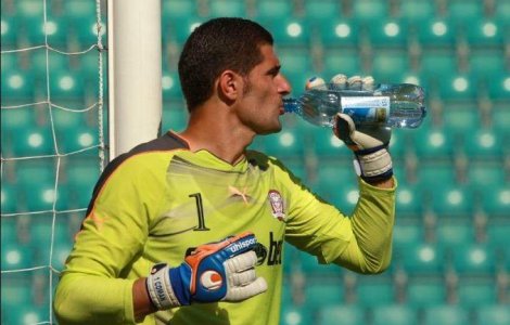 Dani Coman loveste in Piturca