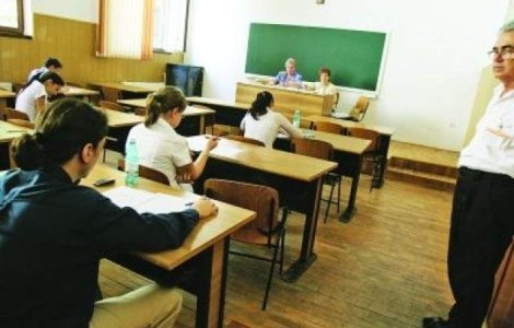 Directorul Asociatiei Editorilor, despre manualele editurii Didactice: "S-ar potrivi Romaniei din 1987-1989, cel mult"