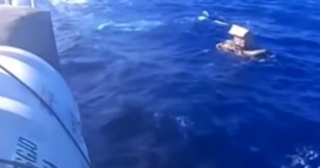 Un adolescent a supravietuit 49 de zile in largul oceanului / VIDEO