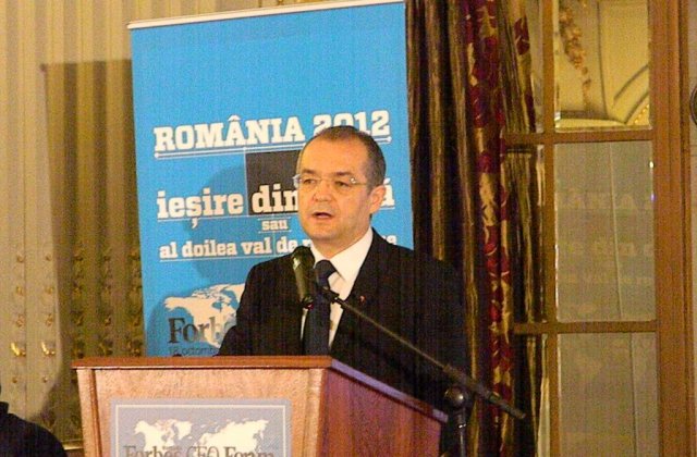Boc se uita lung spre Europa pentru o speranta in Romania