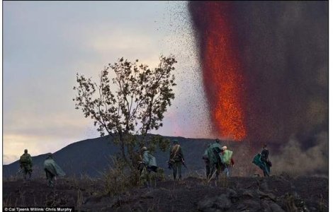  Foto  Calatoreste in Iadul pe Pamant
