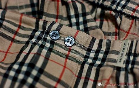 Luxul paseste in Romania. Burberry vine la Bucuresti