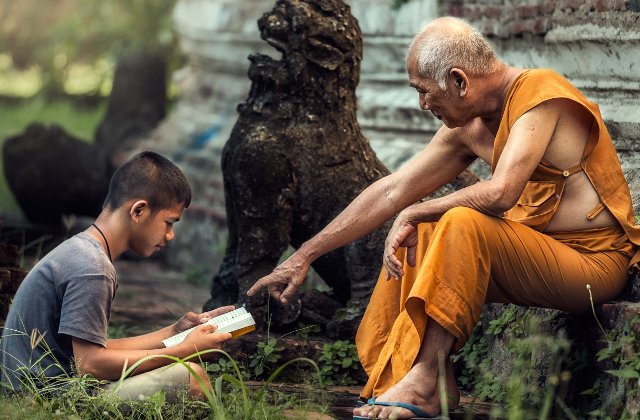 Fara umilire si pedepse fizice: 6 reguli tibetane si 4 etape cruciale in cresterea copilului