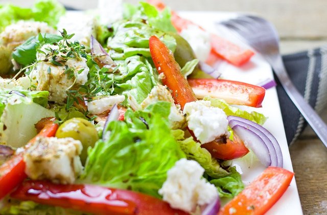 Studiu: Dieta mediteraneana ar putea contribui la prevenirea depresiei