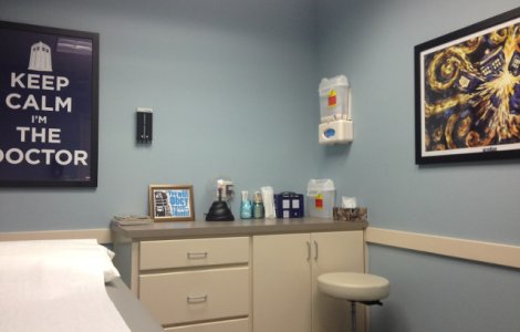  Top  10 imagini amuzante de la medic care demonstreaza ca rasul este cel mai bun medicament