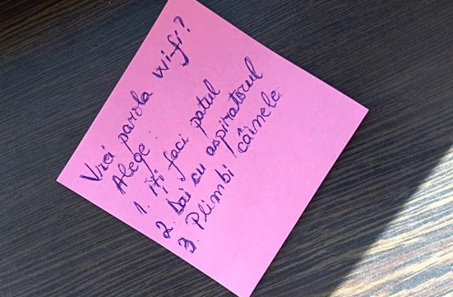 15 parinti care fac tot posibilul sa isi ajute copiii sa-si dezvolte simtul umorului