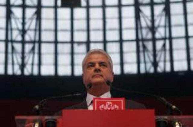 Dosarele lui Nastase, amanate din cauza dezbaterii bugetului