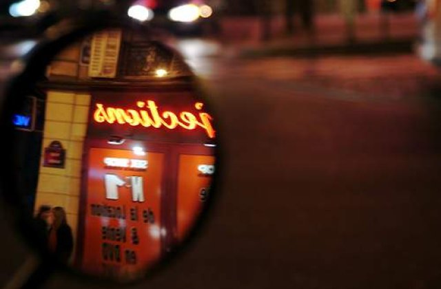 Prostituatele romance "sufla" clientii colegelor frantuzoaice