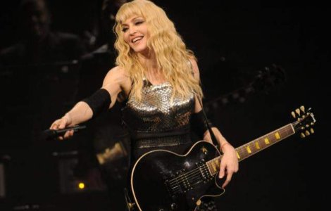 Madonna o face din nou de ras pe fiica sa