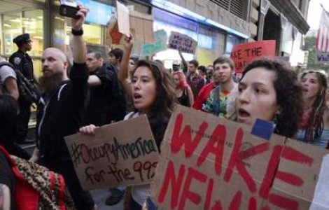 Manifestantii impotriva Wall Street "isi reiau locurile"