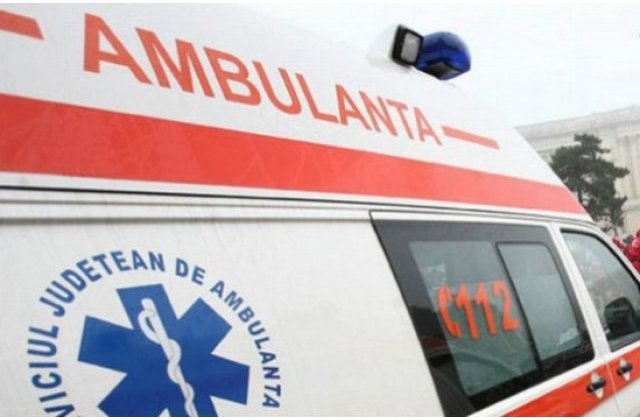 Trei persoane au murit si doua au fost ranite intr-un accident la iesirea din Huedin