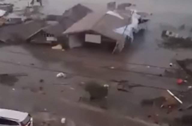 Bilantul cutremurului din Indonezia depaseste 1.200 de morti