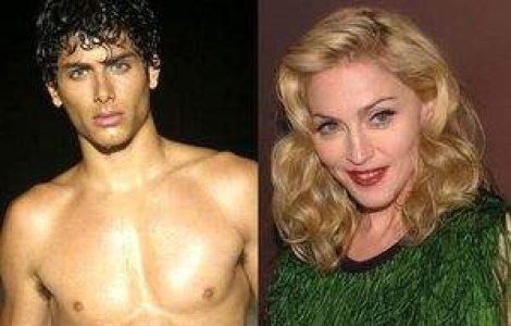 VIDEO: Sedinta foto fierbinte cu Madonna si Jesus Luz