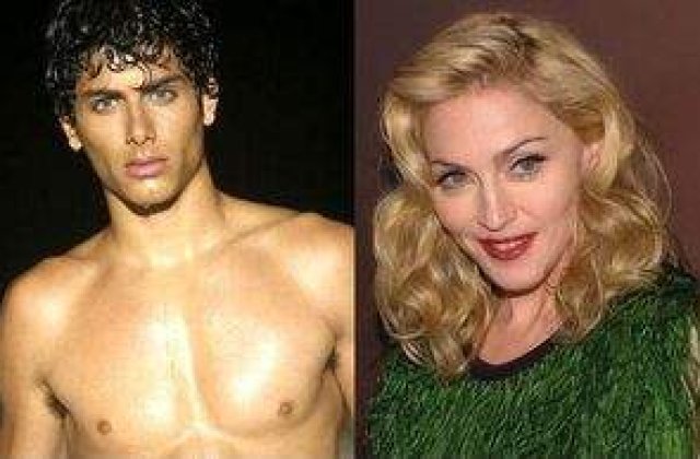 VIDEO: Sedinta foto fierbinte cu Madonna si Jesus Luz