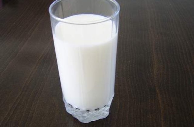 [VIDEO] Prezentare de moda cu haine facute din... lapte!