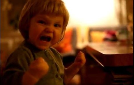  Video  Cine este copilul care va cuceri lumea?