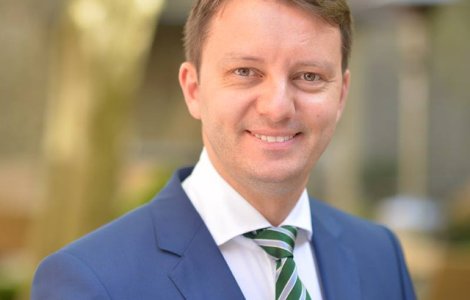 Siegfried Muresan: Cand si-a incheiat Viorica Dancila discursul, au aplaudat doar pesedistii