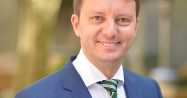 Siegfried Muresan: Cand si-a incheiat Viorica Dancila discursul, au aplaudat doar pesedistii