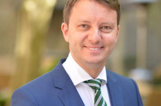 Siegfried Muresan: Cand si-a incheiat Viorica Dancila discursul, au aplaudat doar pesedistii