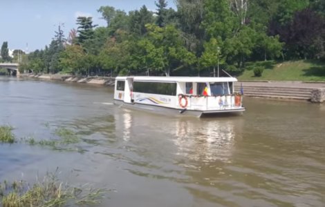 Timisoara a devenit primul oras din Romania cu transport public in comun pe apa