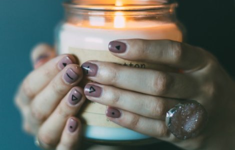  Top  12 modele interesante de manichiura cu semne zodiacale