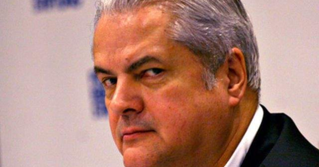 Adrian Nastase spune ca ar fi votat "da" la referendum daca ar fi putut sa participe